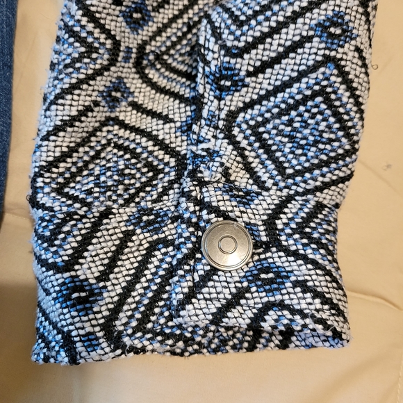 New look women's plus size 2X denim Jean jacket with polyester design on sleeves - Picture 7 of 16